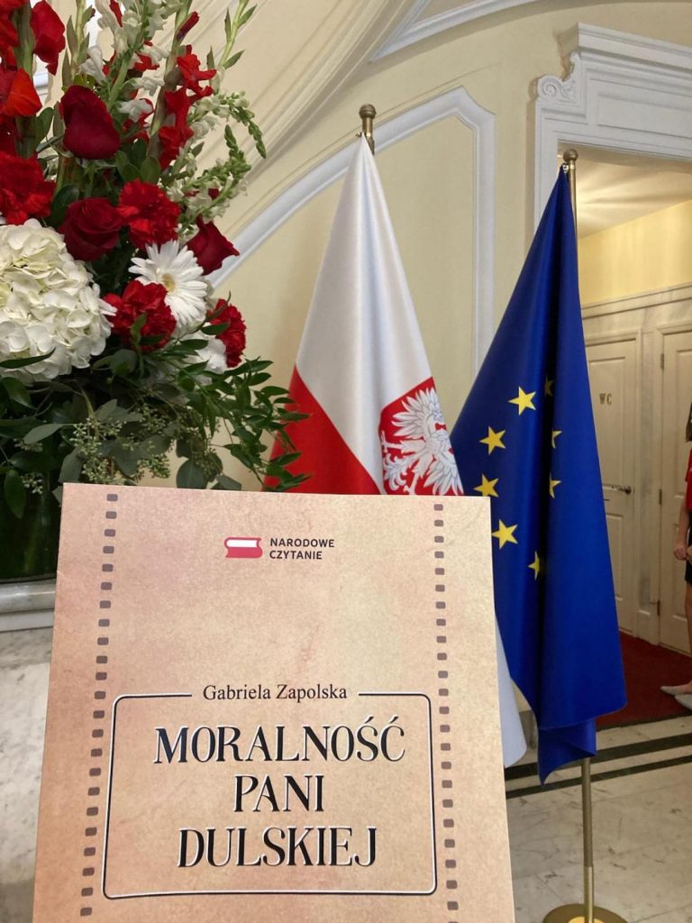 Narodowe Czytanie z udziałem Pierwszej Damy – Konsulat Generalny RP w Nowym Jorku