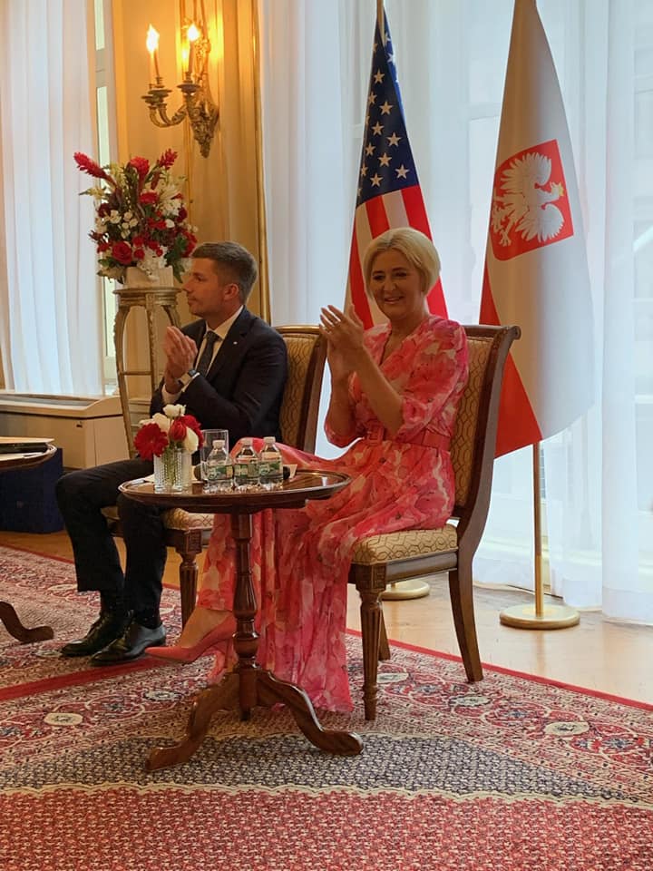 Narodowe Czytanie z udziałem Pierwszej Damy RP