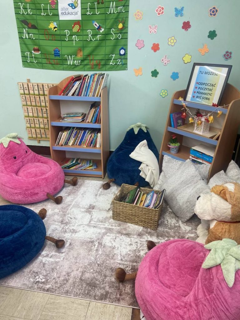 Nowy kącik relaksu i wyciszenia w klasie I